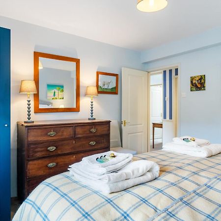 Bright & Cosy Gem ~ Battersea Park View ~ King Bed Lägenhet London Exteriör bild
