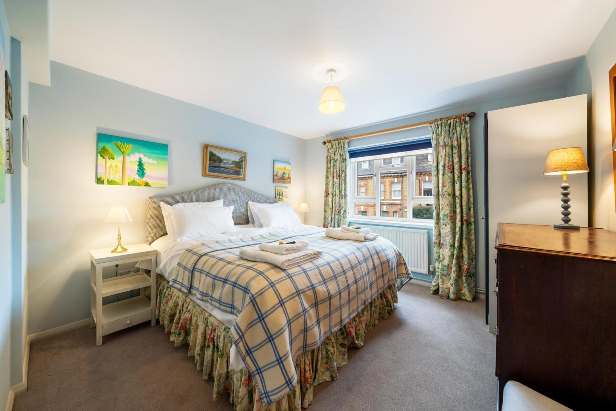 Bright & Cosy Gem ~ Battersea Park View ~ King Bed Lägenhet London Exteriör bild