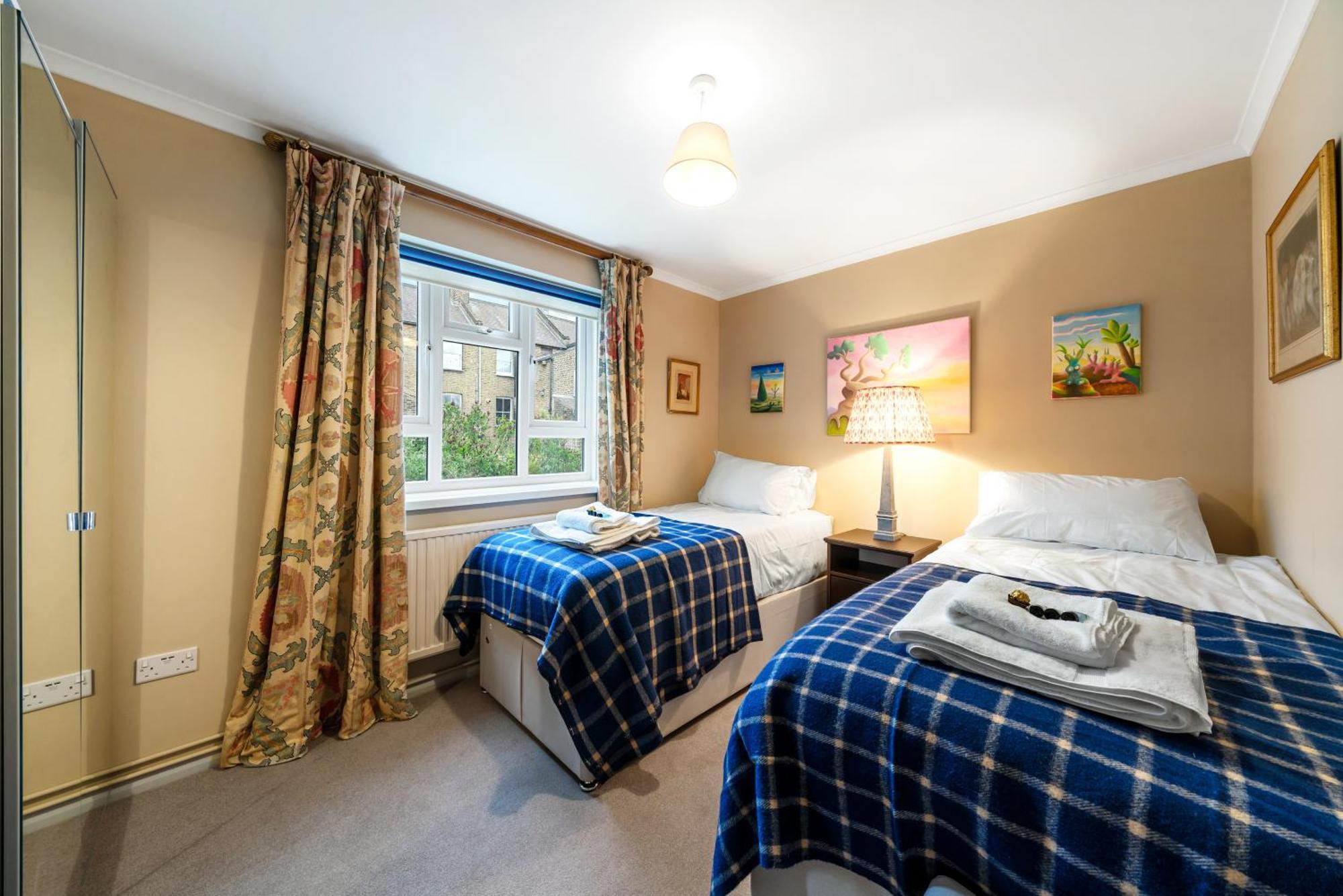 Bright & Cosy Gem ~ Battersea Park View ~ King Bed Lägenhet London Exteriör bild