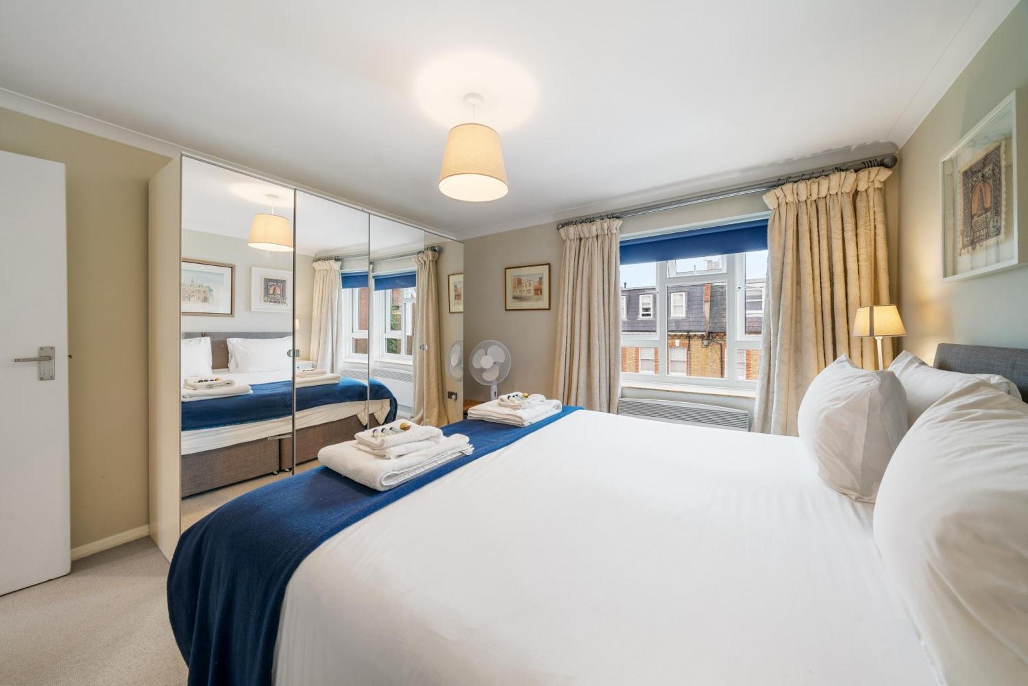 Bright & Cosy Gem ~ Battersea Park View ~ King Bed Lägenhet London Exteriör bild